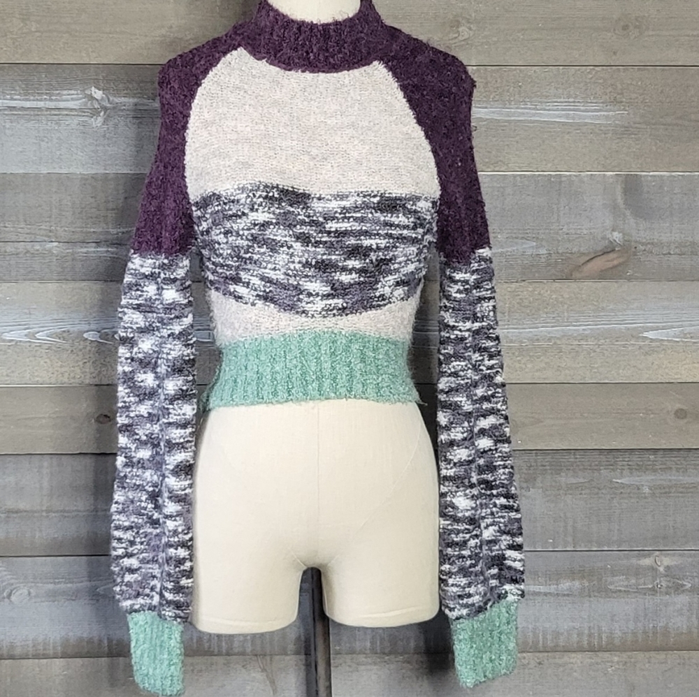 NWT Urban Outfitters Avril Ultra Cropped Mock Neck Multi Color Pullover …